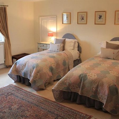 Church Farmhouse B & B Kennett Экстерьер фото