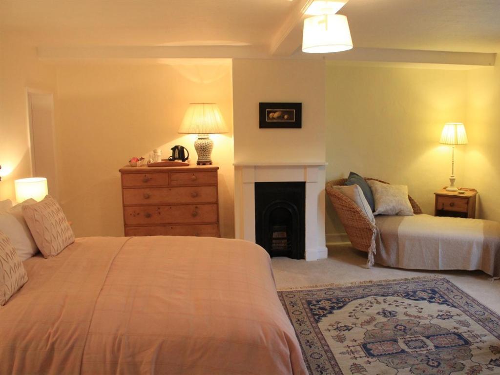 Church Farmhouse B & B Kennett Экстерьер фото
