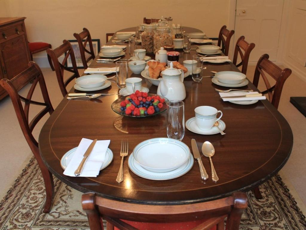 Church Farmhouse B & B Kennett Экстерьер фото