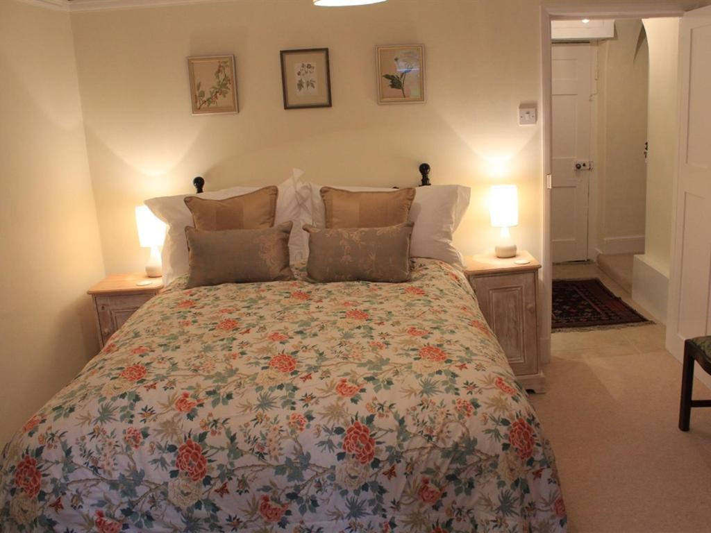Church Farmhouse B & B Kennett Экстерьер фото